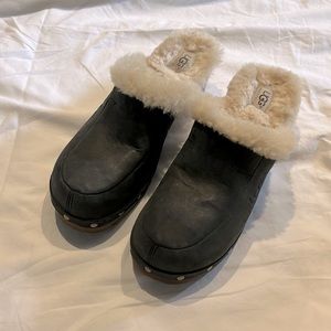 Ugg Sherpa clogs 9